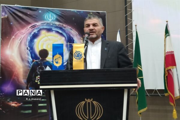 همایش نوجوانان دانش آموز با عنوان نو جهان در اردوگاه ۱۵ خرداد قم
