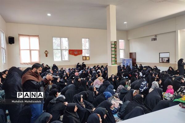 برگزاری دومین کارگاه آموزشی جمعه‌های مهدوی در ناحیه ۶ مشهد مقدس