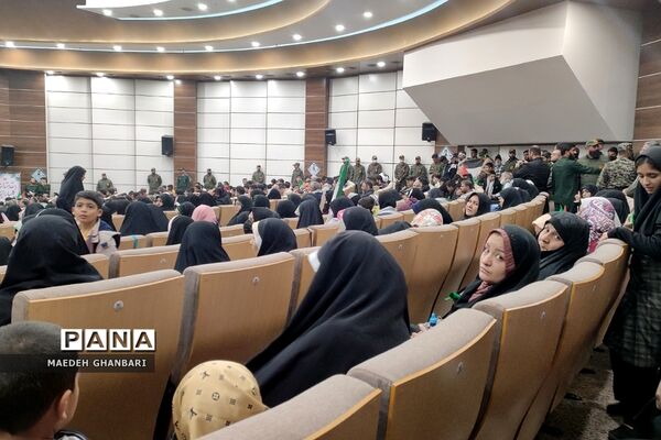 به مناسبت هفته بسیج و مقاومت، اجتماع شکوه مقاومت بسیجیان شهرستان پردیس