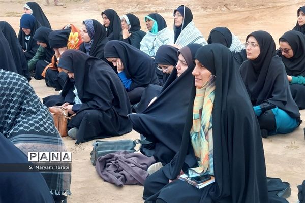 مرور درس‌های شهیدحسن باقری توسط معلمان فارس