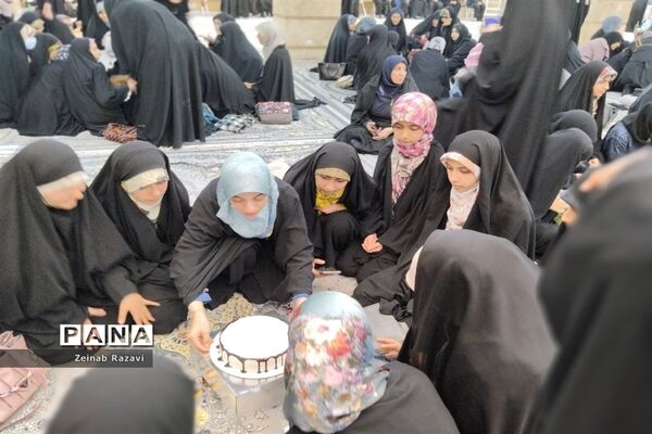 برگزاری جشن یک سالگی دوره بینهایت در استان قم