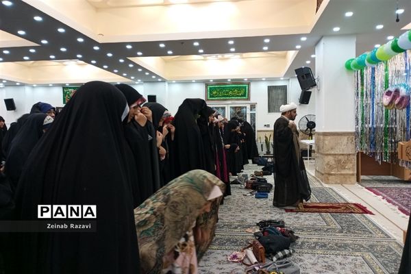 برگزاری جشن یک سالگی دوره بینهایت در استان قم