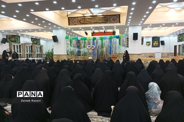 برگزاری جشن یک سالگی دوره بینهایت در استان قم