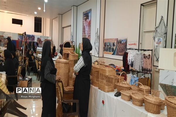 افتتاح نمایشگاه اقتصاد مقاومتی در بافق