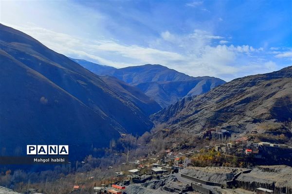 زیبایی روستای دهبار طرقبه در فصل پاییز