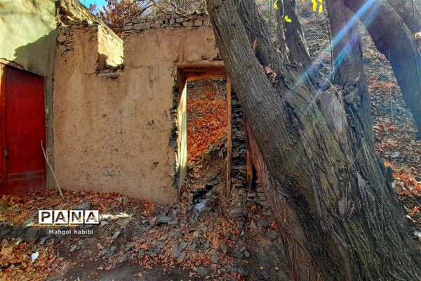 زیبایی روستای دهبار طرقبه در فصل پاییز