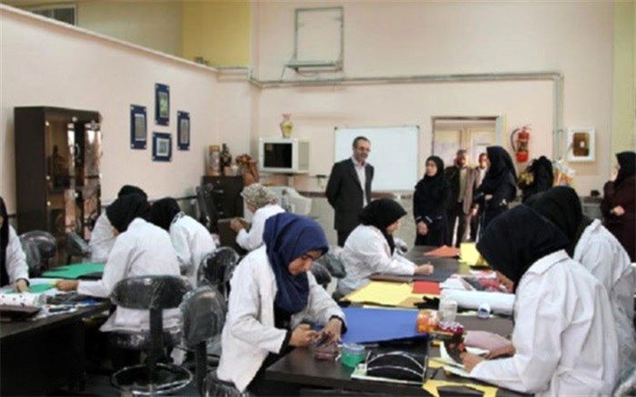 ایده دانش‌آموزان در محیط‌های کاری پرورش می یابد