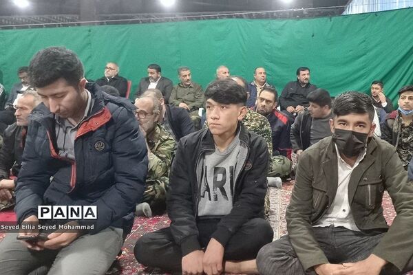 برگزاری شامگاه مشترک بسیجیان شهر قیامدشت به مناسبت هفته بسیج