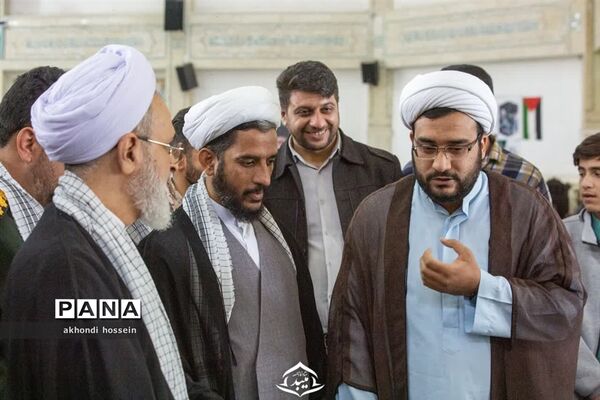دیدار عضو شورای عالی انقلاب فرهنگی با اعضای حلقه‌های صالحین آموزشگاه‌های شهرستان میبد