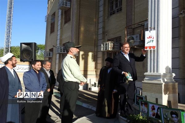 مراسم گرامیداشت ۴ آذر روز مقاومت مردم اندیمشک در هنرستان نرجس خاتون