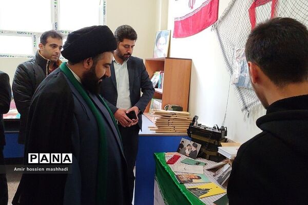 تجهیز و راه‌اندازی کتابخانه تخصصی دبیرستان ابن‌سینا رودهن