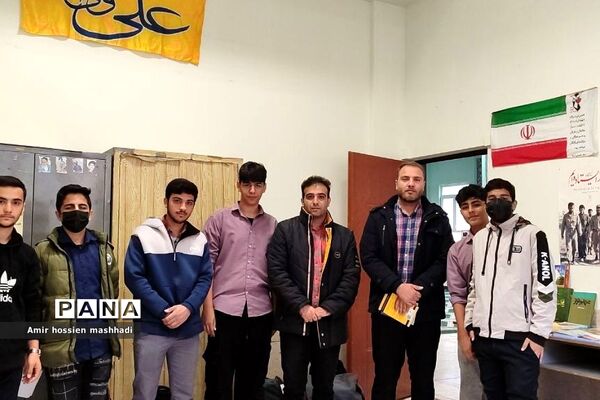 تجهیز و راه‌اندازی کتابخانه تخصصی دبیرستان ابن‌سینا رودهن