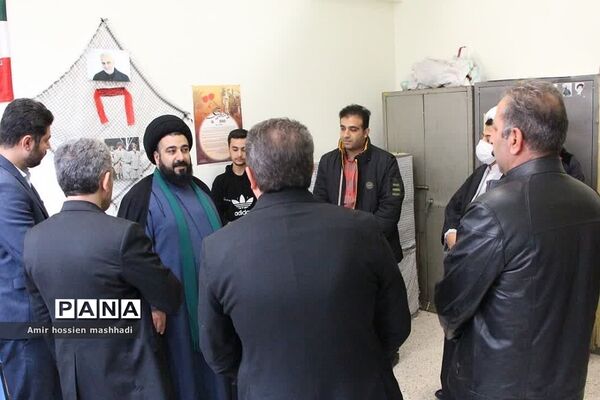 تجهیز و راه‌اندازی کتابخانه تخصصی دبیرستان ابن‌سینا رودهن