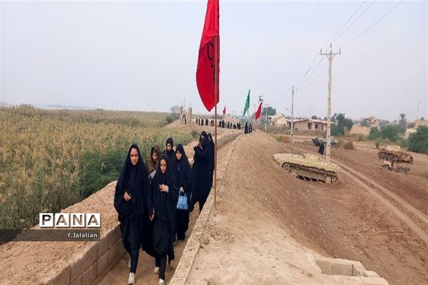 اردوی راهیان نور دانش‌آموزان ناحیه یک قم