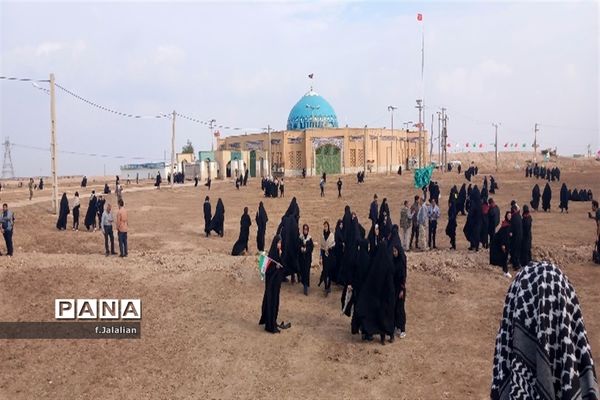 اردوی راهیان نور دانش‌آموزان ناحیه یک قم