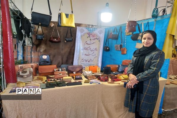 نمایشگاه کار آفرینی صنایع دستی و مشاغل خانگی در میاندورود