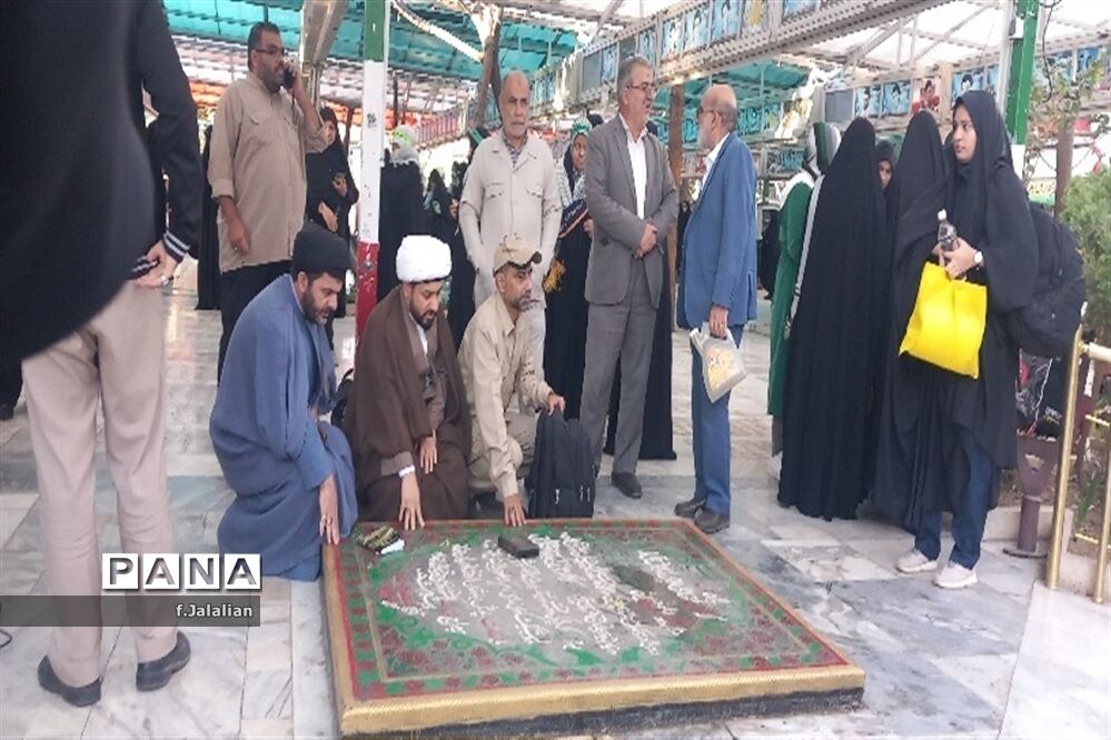 مراسم بدرقه دانش‌آموزان ناحیه یک قم به اردوی راهیان نور