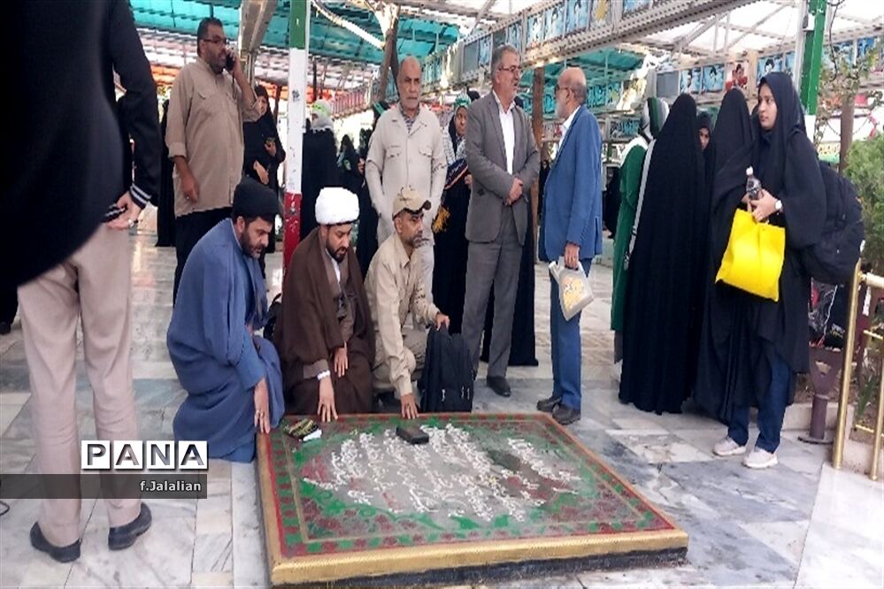 مراسم بدرقه دانش‌آموزان ناحیه یک قم به اردوی راهیان نور