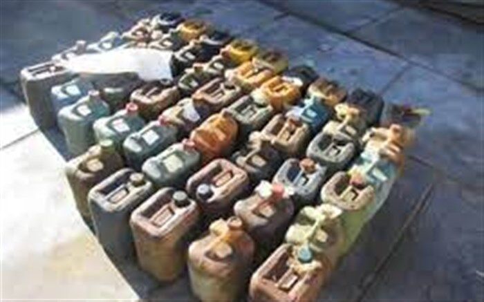 کشف سوخت قاچاق از کامیون حامل بار اثاثیه منزل در نهبندان
