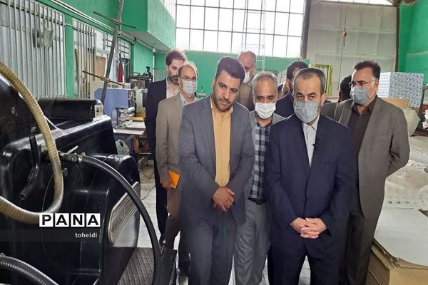 بازدید استاندار خراسان جنوبی از مجتمع چاپ و نشر خراسان جنوبی