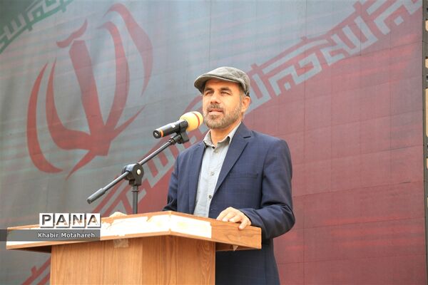 آیین تجلیل از برگزیدگان کشوری یازدهمین جشنواره داستان کوتاه ادب در اردکان