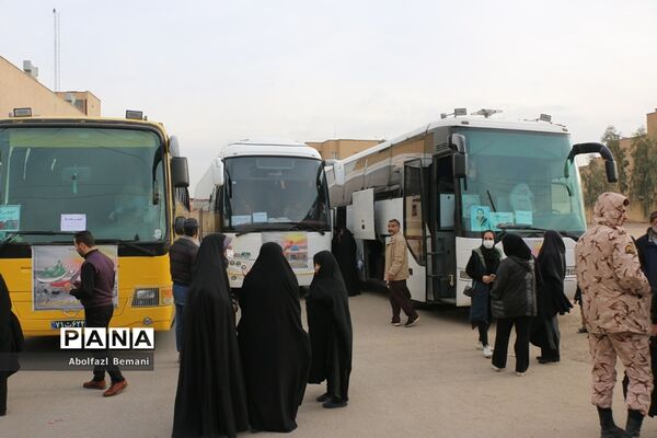اعزام سومین گروه از دانش‌آموزان ناحیه یک قم به اردوی راهیان نور