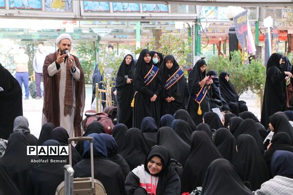 اعزام سومین گروه از دانش‌آموزان ناحیه یک قم به اردوی راهیان نور