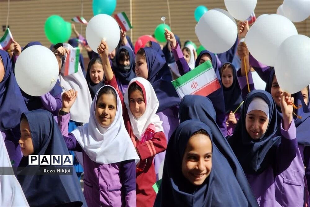 تربیت نسل آینده مشارکت تمام ارکان را می‌طلبد