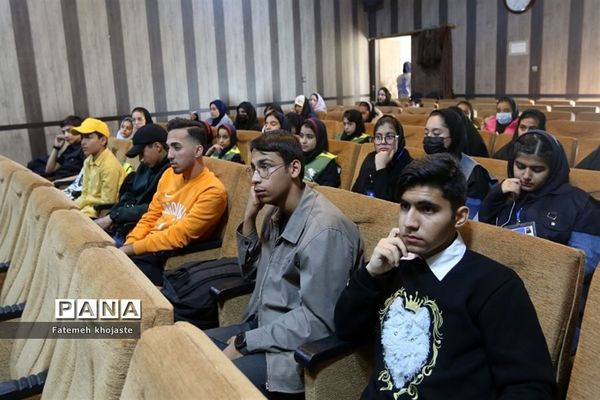 کارگاه آموزش سواد رسانه و خبرنویسی ویژه خبرنگاران پانا قرچک