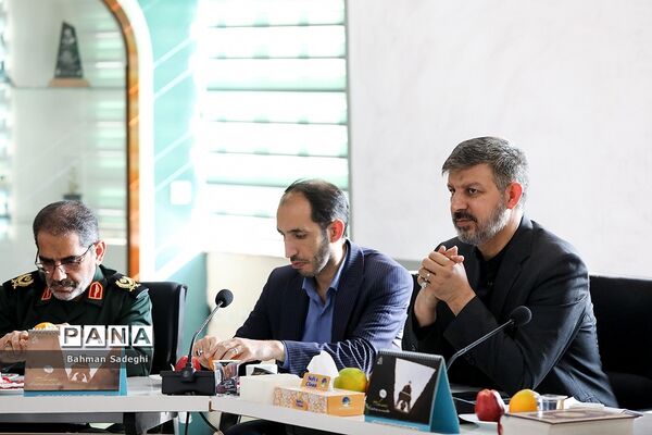 دیدار وزیر آموزش و پرورش با رئیس بسیج مستضعفین