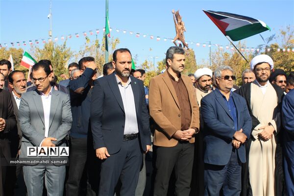 راهپیمایی مردم شهرستان دلیجان در حمایت از کودکان مظلوم فلسطین