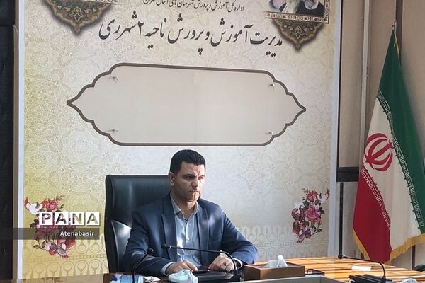 مراسم تقدیر از مربیان و مسئولین اردوی راهیان نور در ناحیه دو ری