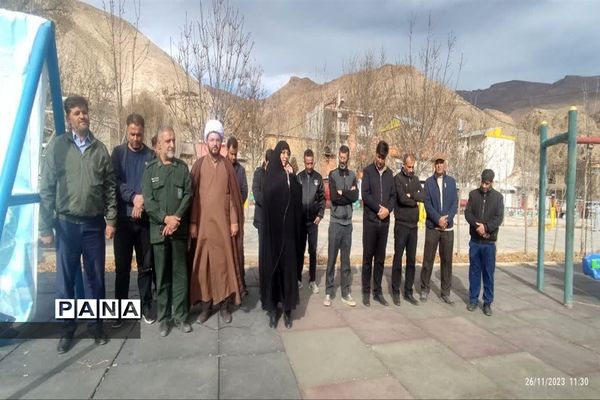 همایش پیاده‌روی خانوادگی به‌مناسبت هفته بسیج در بلده