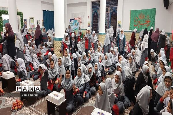 جشن تولد خیر مدرسه‌ساز در جمع دانش‌آموزان