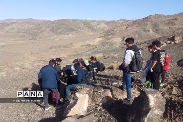 ‌کوه‌پیمایی هنرجویان هنرستان شهید‌دیواندری سبزوار