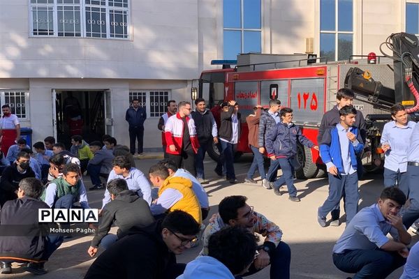 مانور زلزله در شهرستان گرگان