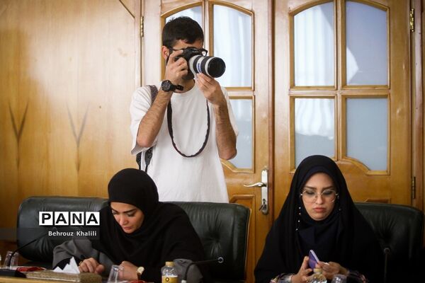نشست خبری معاون حقوقی رئیس‌جمهوری