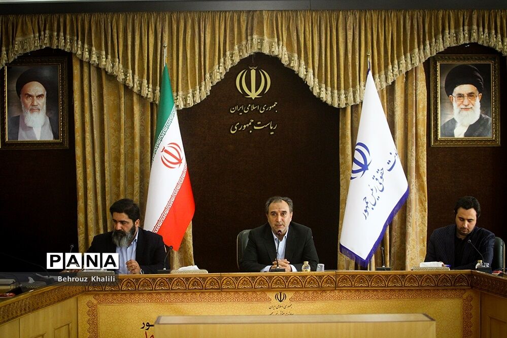 نشست خبری معاون حقوقی رئیس‌جمهوری