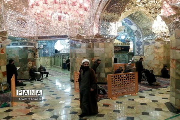 حرم بانوی کرامت در سحرگاه شهادت حضرت زهرا(س)
