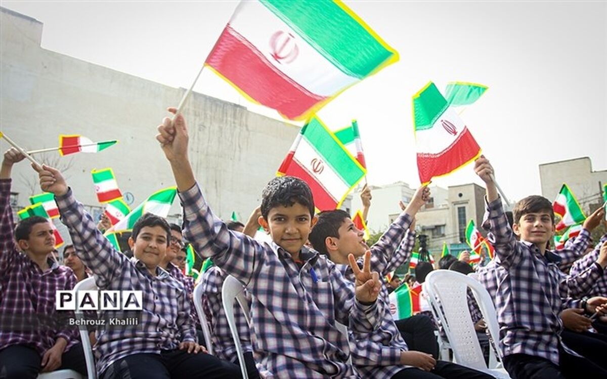 فعالیت های سازمان دانش‌آموزی  با هدف تربیت تمام‌ساحتی