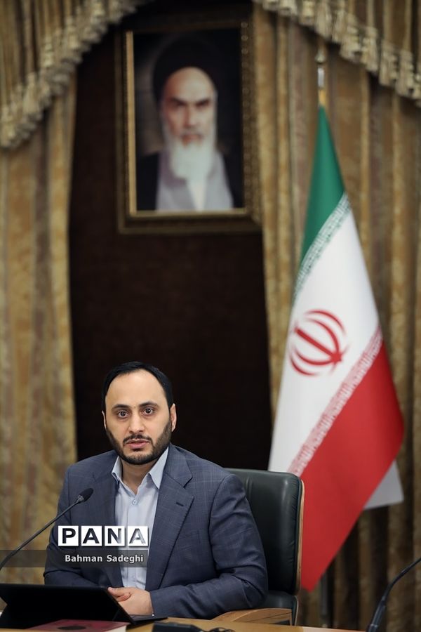 نشست خبری مشترک سخنگوی دولت و رئیس سازمان برنامه و بودجه