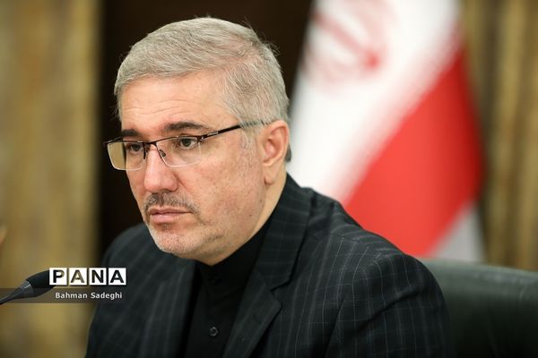 نشست خبری مشترک سخنگوی دولت و رئیس سازمان برنامه و بودجه