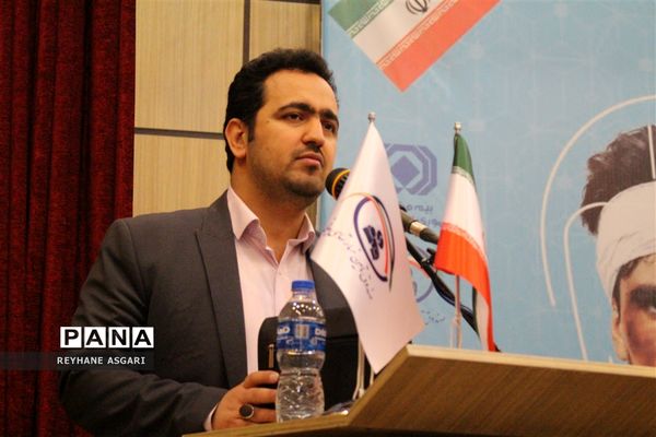 همایش استانی گرامیداشت هفته بیمه با شعار «بیمه، شرط عقل است»