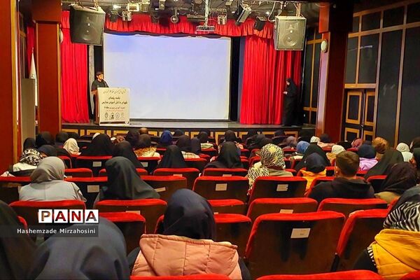 اولین جلسه رؤسای شورای دانش‌آموزی  دختران منطقه ۱۶