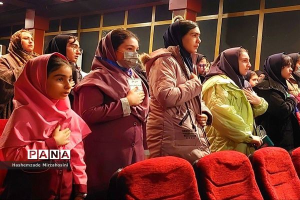 اولین جلسه رؤسای شورای دانش‌آموزی  دختران منطقه ۱۶