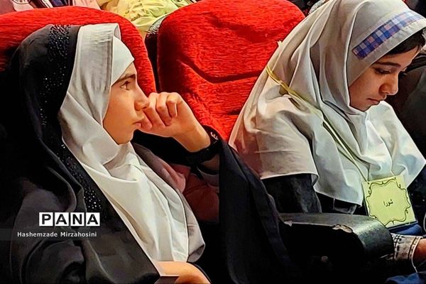 اولین جلسه رؤسای شورای دانش‌آموزی  دختران منطقه ۱۶