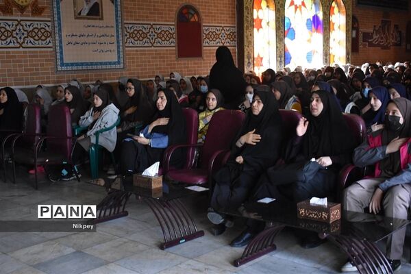 مراسم عزاداری ایام فاطمیه در دبیرستان شاهد حجاب منطقه ۱۳