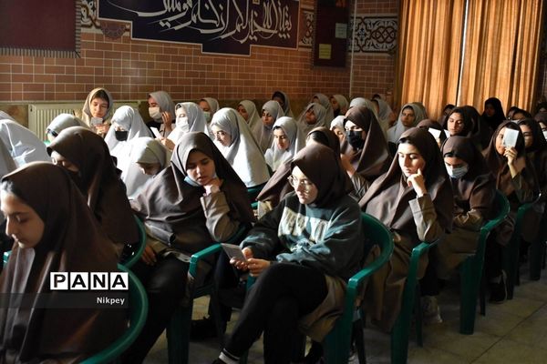 مراسم عزاداری ایام فاطمیه در دبیرستان شاهد حجاب منطقه ۱۳