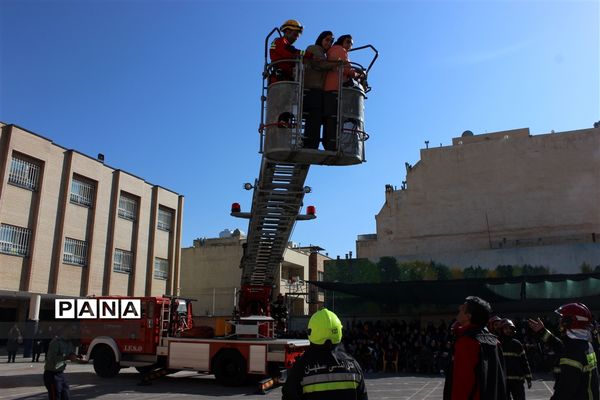 مانور سراسری زلزله و ایمنی ناحیه ۳ اصفهان