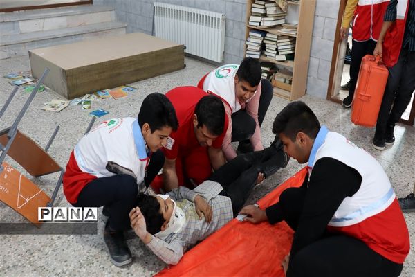بیست و پنجمین مانور زلزله و ایمنی در مدارس شهرستان میبد